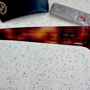 Ray-Ban RB4068 Sunglasses